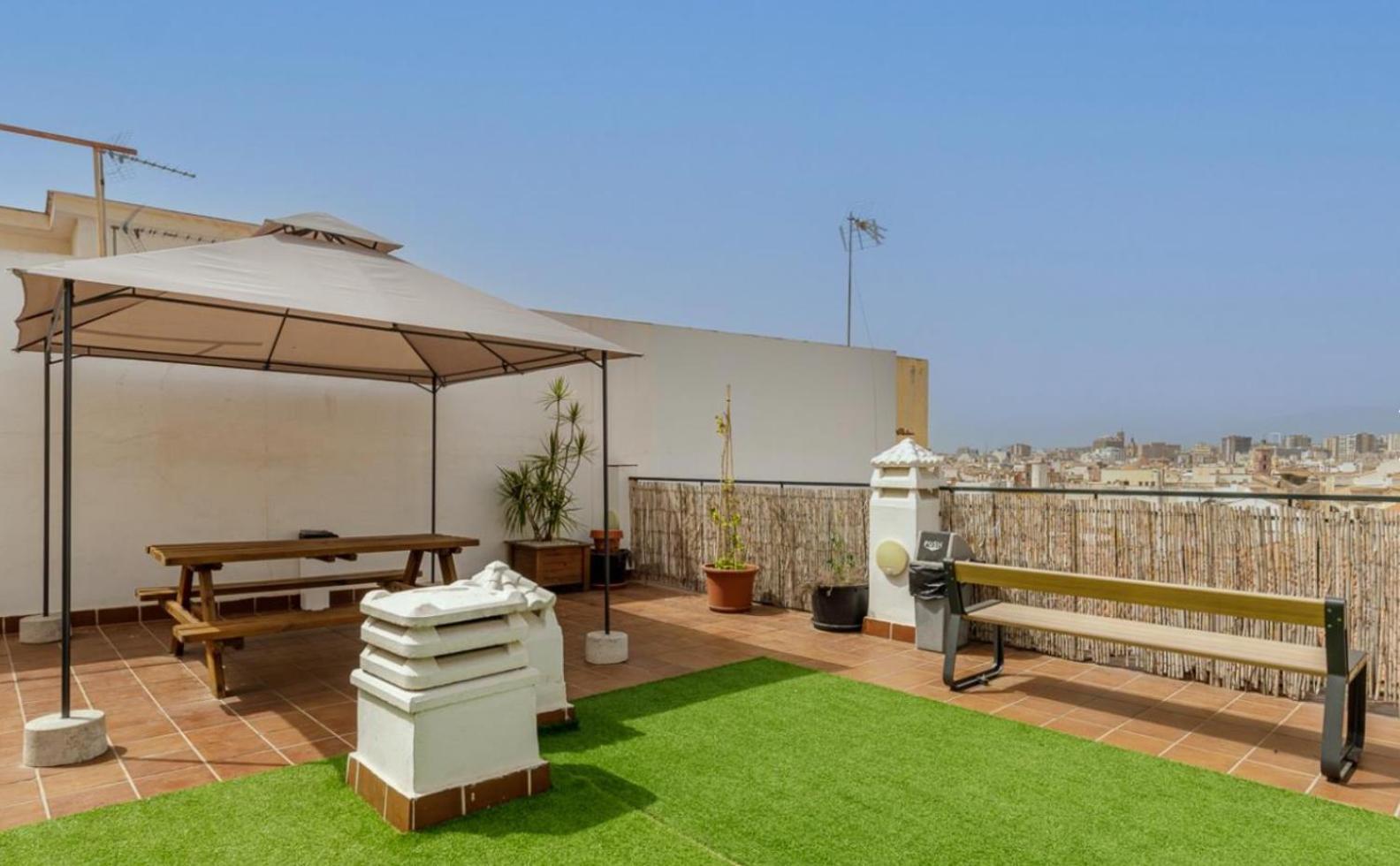 Apartamento Centrico La Merced - Free Parking & Free Gym Málaga Exterior foto